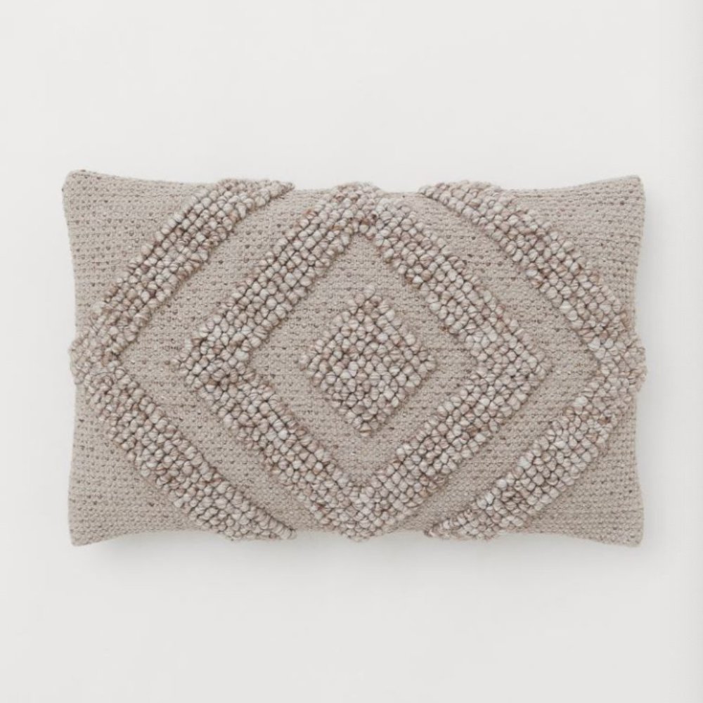 H&M Textured Diamond Knit Accent Pillow in Beige and Cream